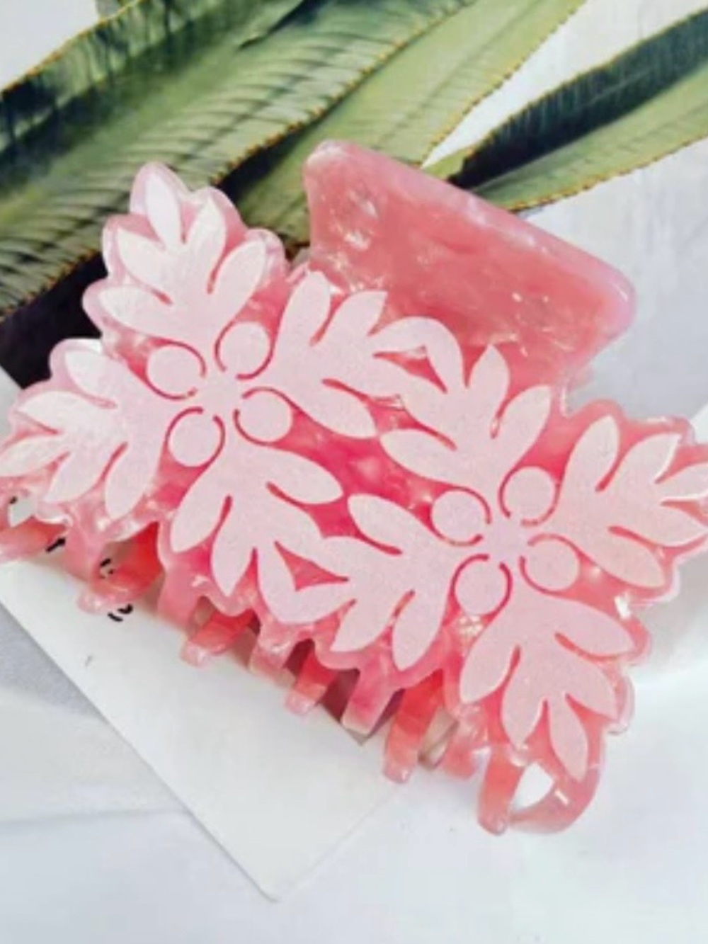 Pink Hawaiian Quilt Hair Claw Clip, BNIP
